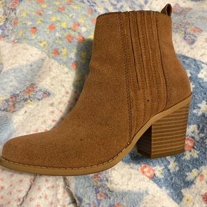 Forever 21 faux suede ankle booties